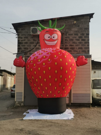 naduvnaia-figura-frukty-big-3
