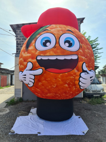 naduvnaia-figura-frukty-big-4