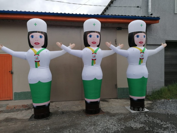 naduvnaia-figura-apteka-big-2