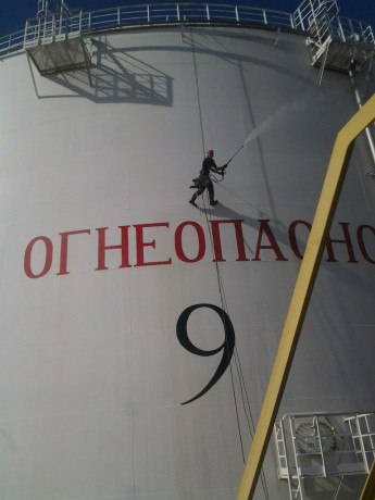 alpinisty-vse-vidy-montaznyx-rabot-moika-fasada-okon-big-0