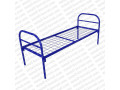 metalliceskie-krovati-odnospalnye-polutornye-v-gostinicy-small-0