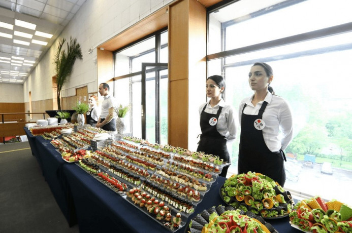 keitering-v-moskve-i-podmoskove-zakazat-po-nizkoi-cene-s-dostavkoi-big-0