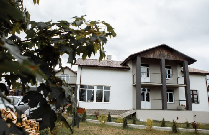 retritnyi-centr-v-podmoskove-retrit-na-vyxodnye-v-zagorodnom-osobniake-big-1